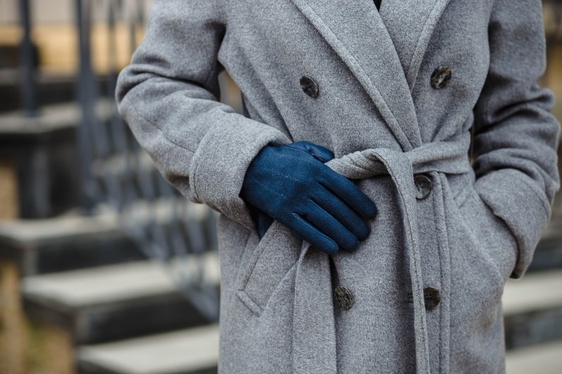What Coats are in Style for Winter 2025 - Fashion trends showing dramatic capes, structured blazers and luxury outerwear