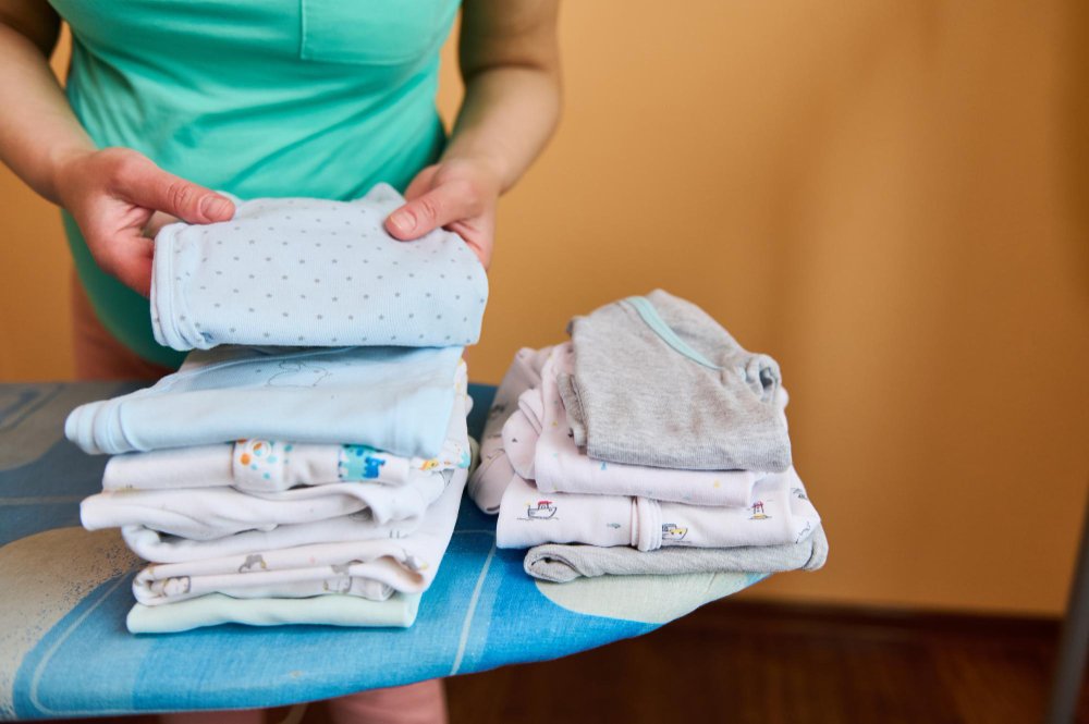 Hypoallergenic baby detergents and gentle washing supplies for sensitive skin care
