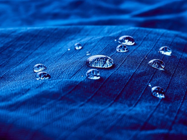 Guide to Water Repellent Technology (3)