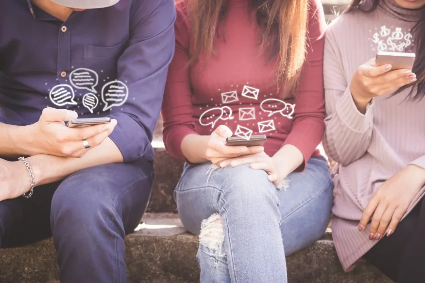 Selling Clothes on Depop vs Poshmark (3)