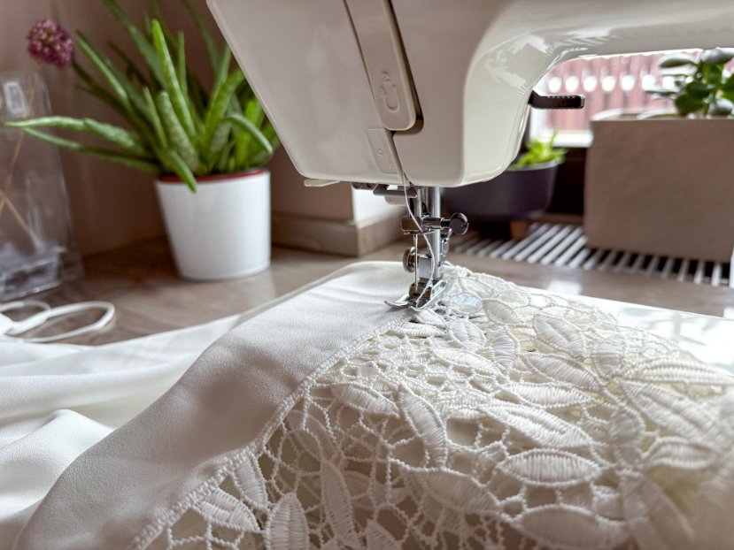 Guipure Lace Fabric (5)