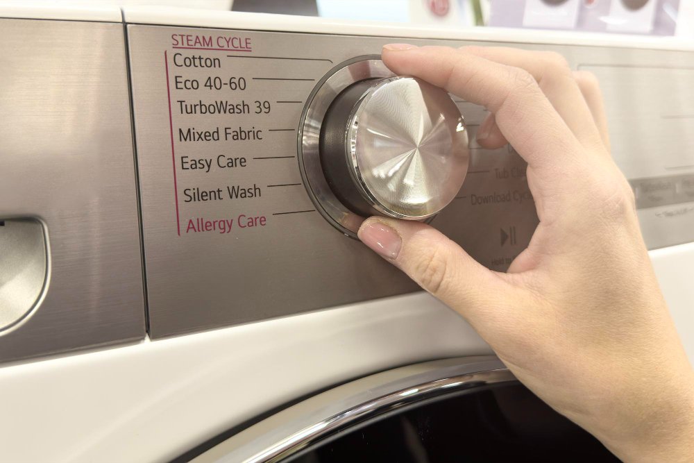 What Setting to Wash Bed Sheets