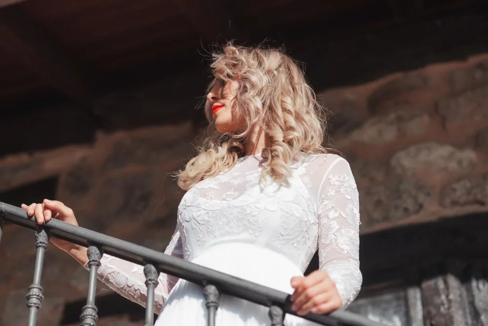 Contemporary fashion trends showcasing French lace in modern applications