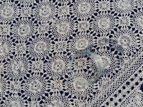 What is Schiffli Lace - Embroidery technique demonstration
