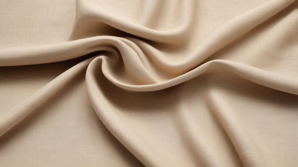 Split comparison showing the pros and cons of sateen cotton sheets