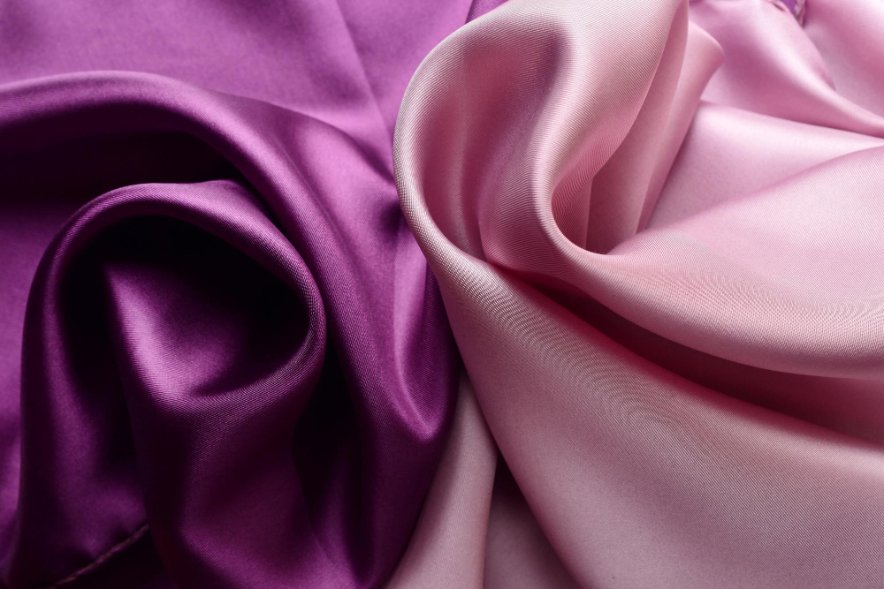 Comprehensive fabric selection guide showing silk, cotton, wool, and other fabric types with recommended bias tape materials