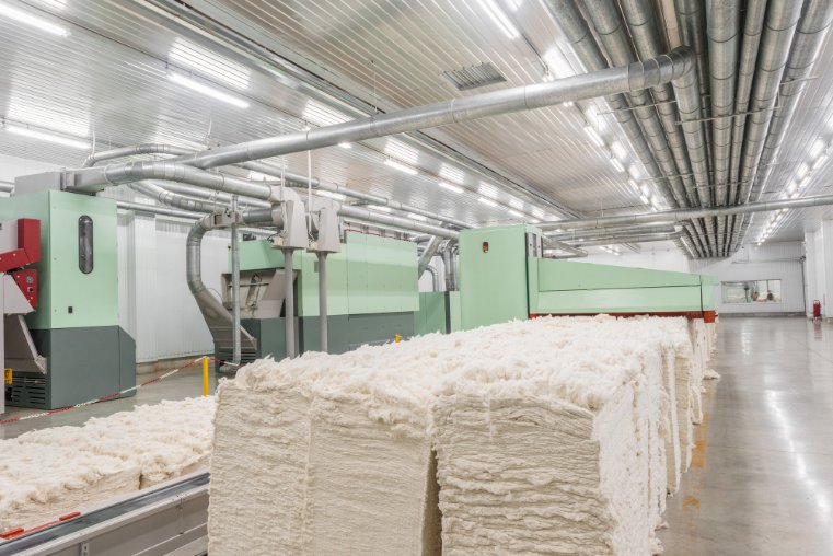 Cotton lawn manufacturing process showing weaving techniques and quality control steps