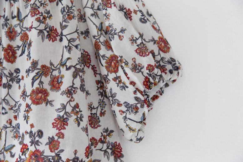 Modern Applications and Uses of Chintz - Contemporary uses of chintz in home decor, upholstery, and fashion