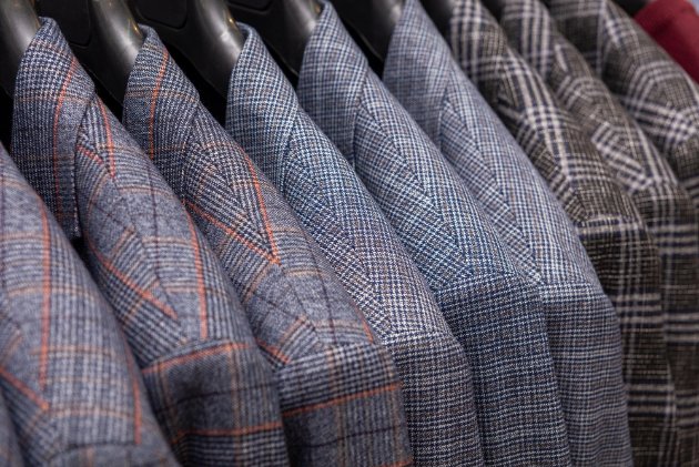 Selecting Linen Suits by Body Type Guide